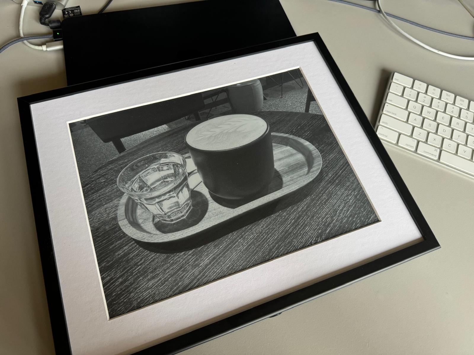 picture of the picture frame displaying the coffee mug picture